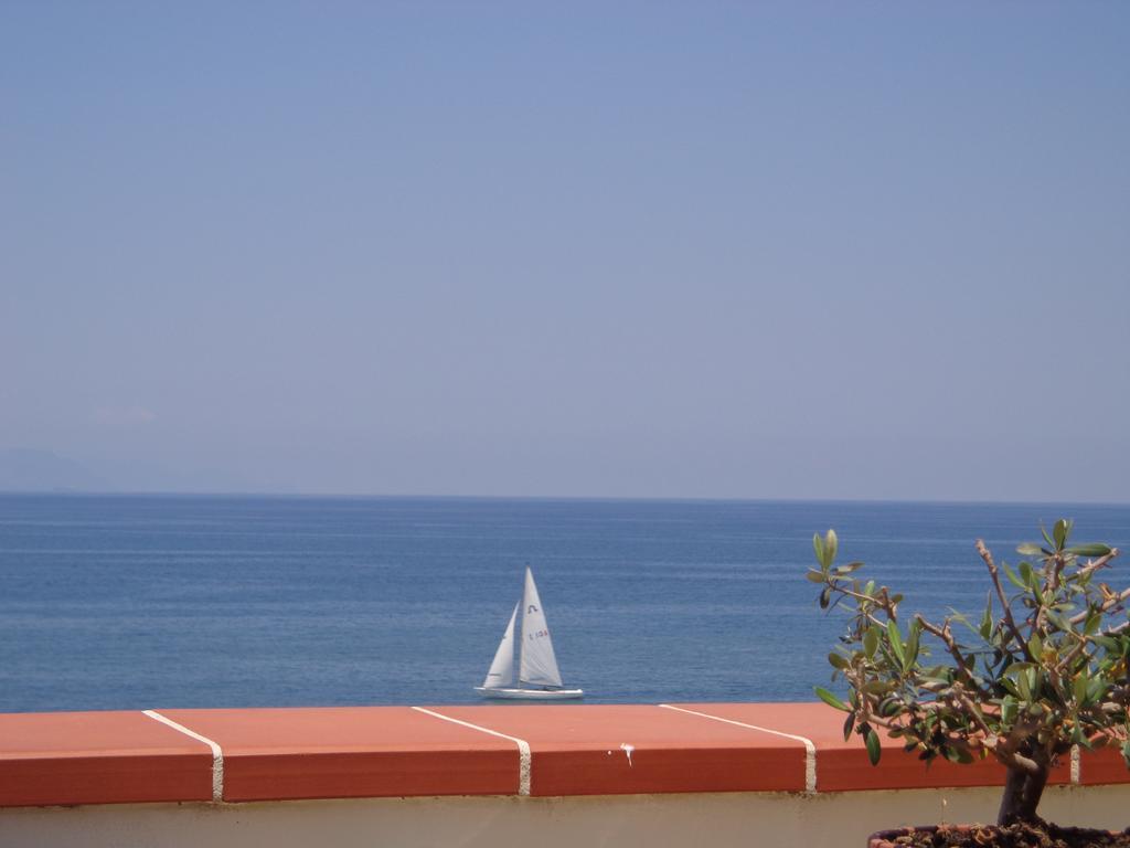 Vacanze Al Mare Patrizia'S Sweet Home 테르메 비글리아토레 외부 사진